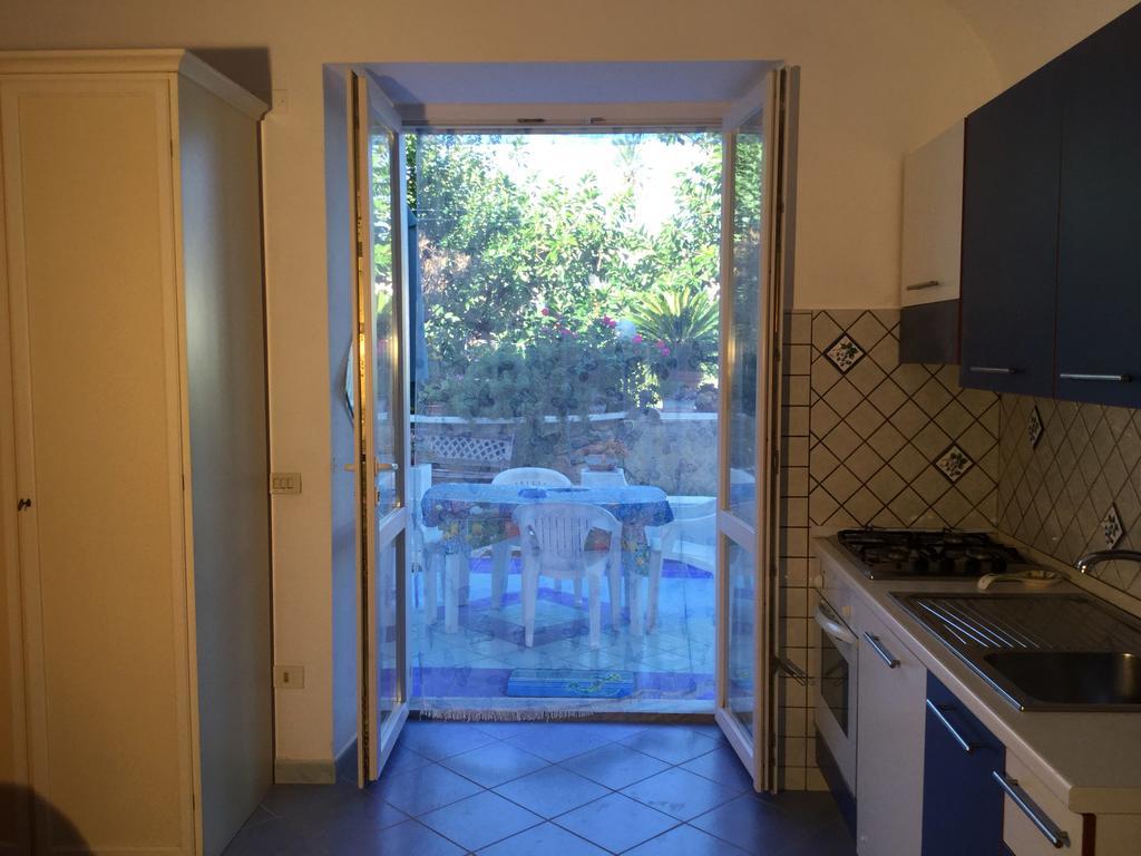 Casa Acqua Marina Ponza Apartment Екстериор снимка